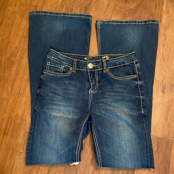 7 For All Mankind Denim - 7 jeans sz 27 high rise flare. Mint condition JNS 021